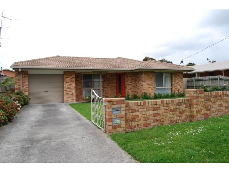 52 Sandymount Ave, Inverloch VIC 3996