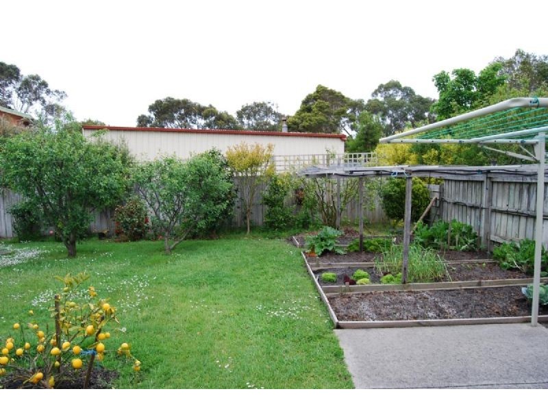 52 Sandymount Ave, Inverloch VIC 3996