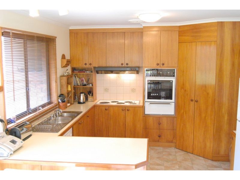 14 Venus Street, Inverloch VIC 3996