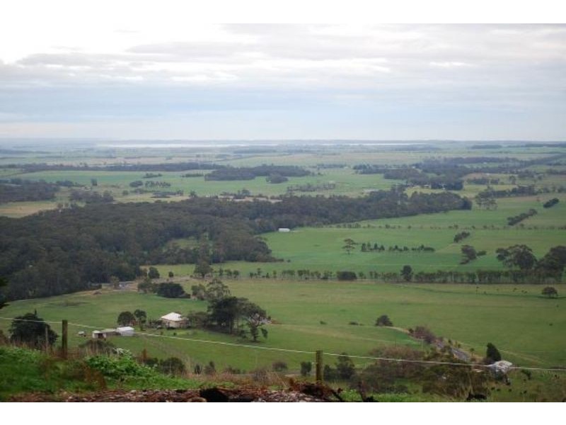 240 Lomagnos Rd, Outtrim VIC 3951