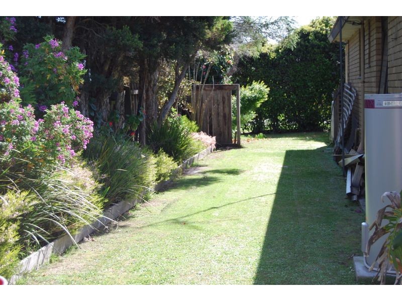28 SANDYMOUNT AVE, Inverloch VIC 3996