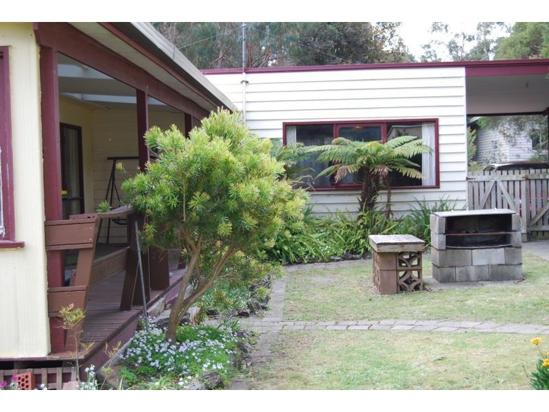 39 Halford st, Inverloch VIC 3996