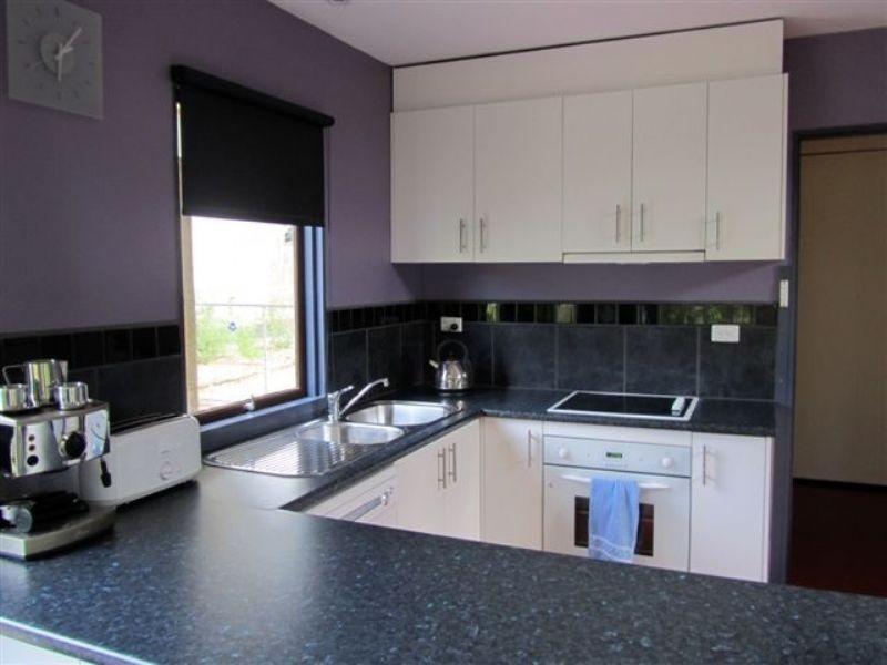 27 Veronica Street, Inverloch VIC 3996