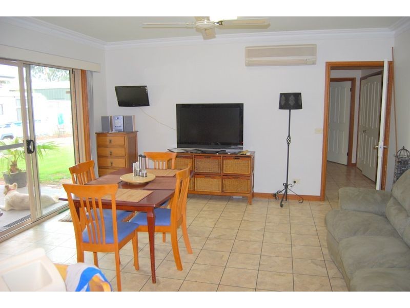 46 Royal Pde, Inverloch VIC 3996