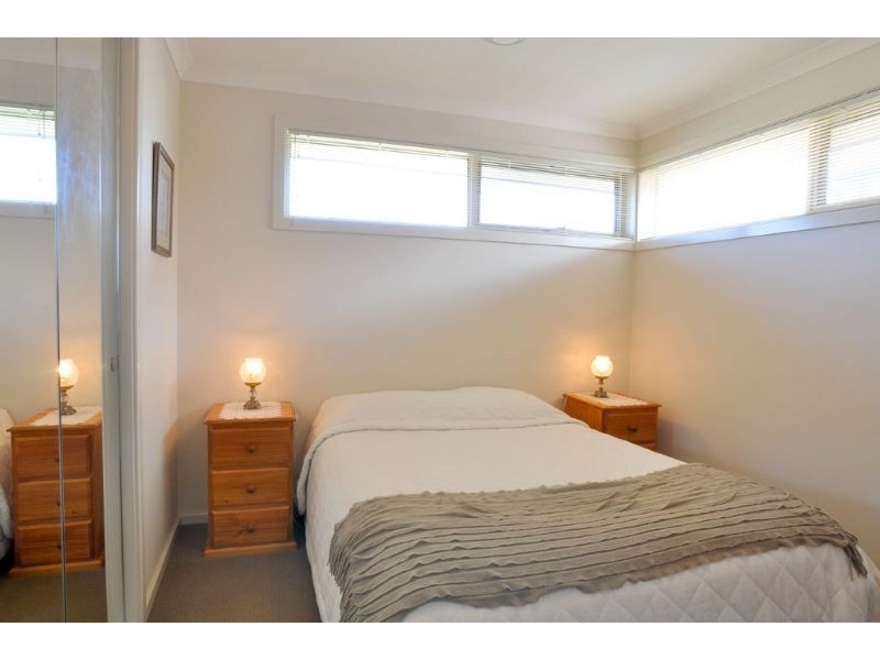 15 Royal Pde, Inverloch VIC 3996