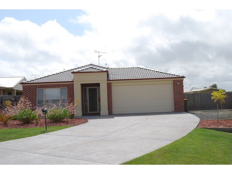 15 Stanley Crt, Inverloch VIC 3996