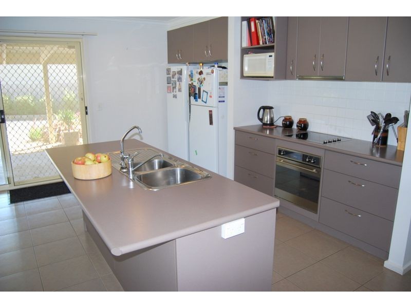 15 Stanley Crt, Inverloch VIC 3996