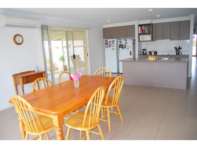 15 Stanley Crt, Inverloch VIC 3996