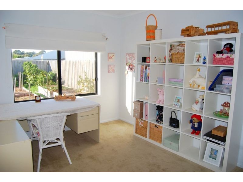 6 Surrey place, Inverloch VIC 3996