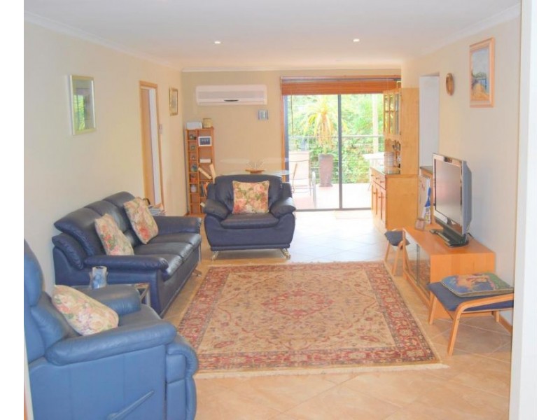 42 Beilby Avenue, Inverloch VIC 3996