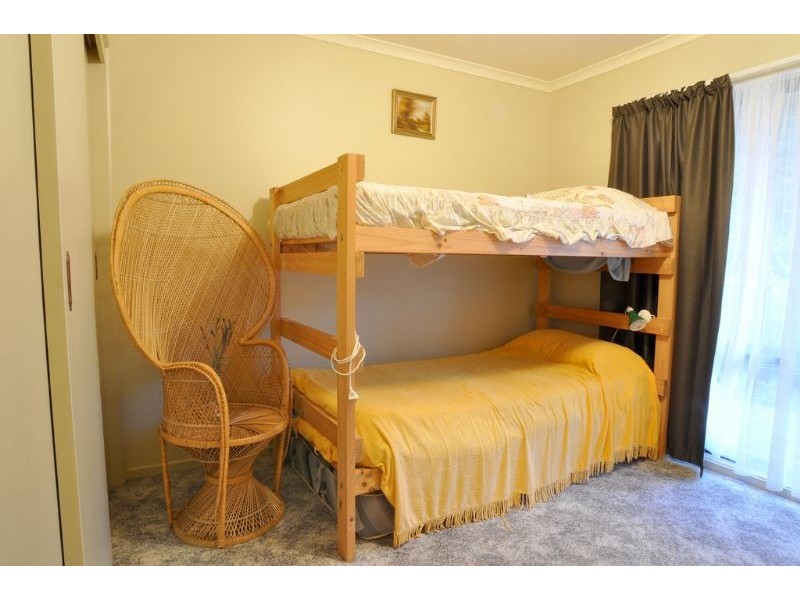 23 LOHR AVE, Inverloch VIC 3996