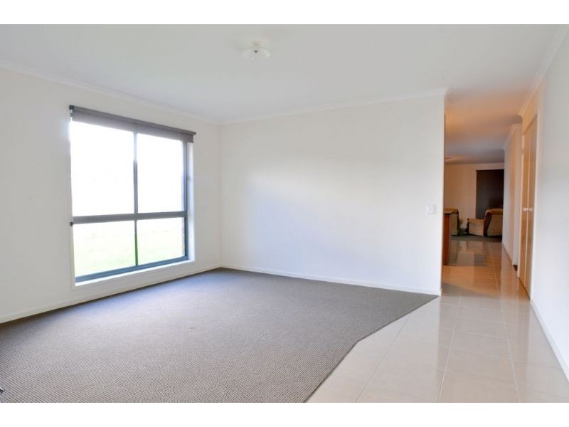 47 Ullathornes Road, Inverloch VIC 3996