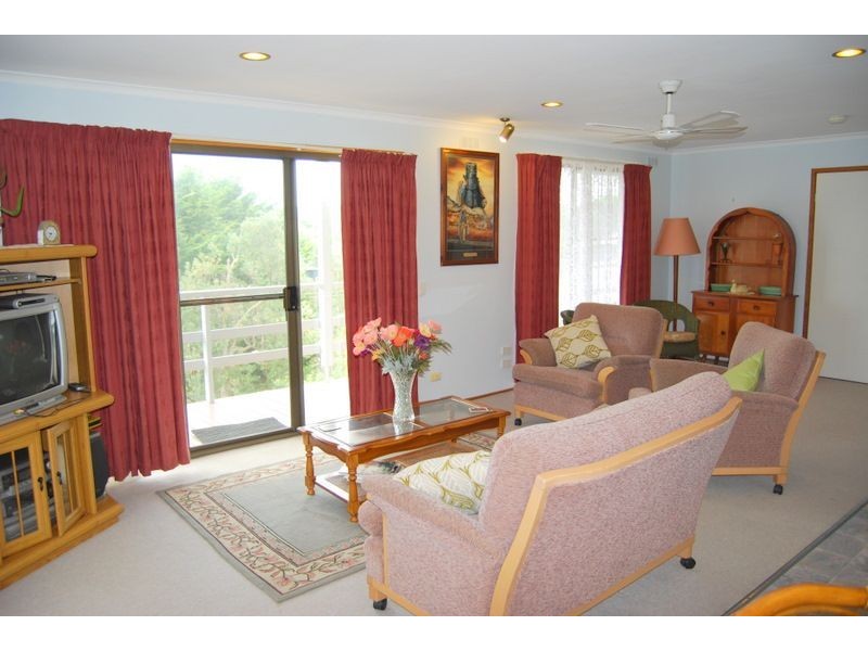 7 Constance Cres Venus Bay, Inverloch VIC 3996