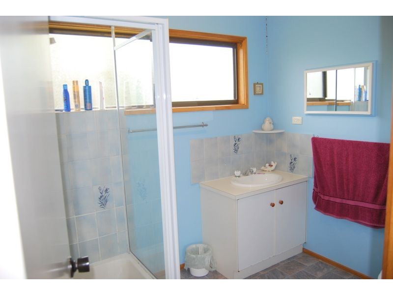 7 Constance Cres Venus Bay, Inverloch VIC 3996