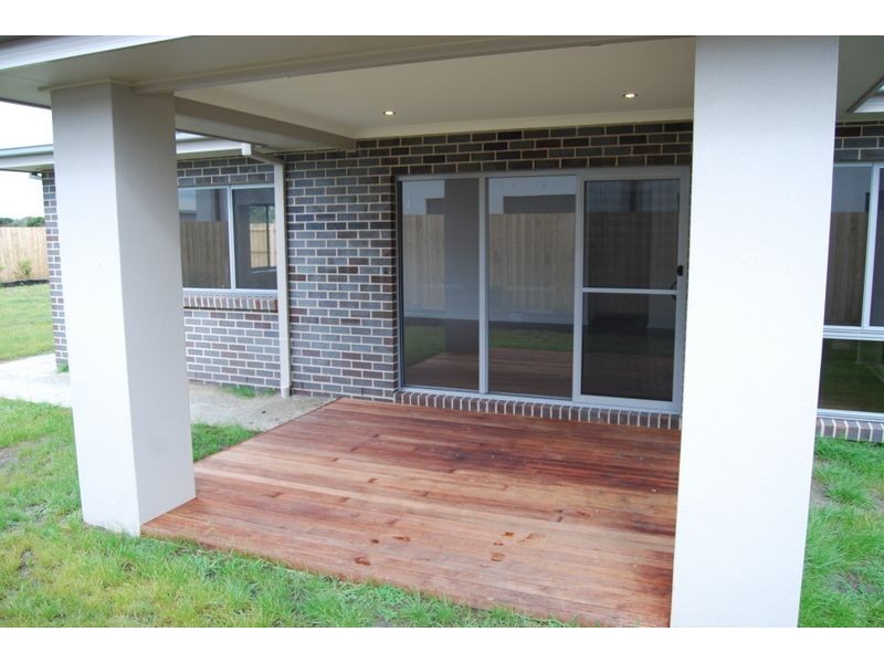54 Meanderri Drive, Inverloch VIC 3996