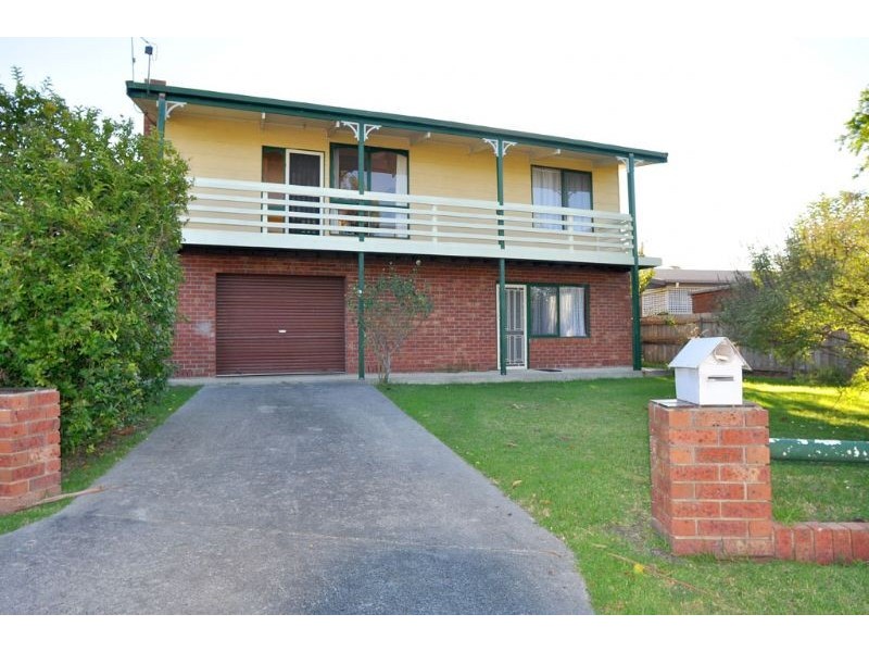 6 Usher Court, Inverloch VIC 3996