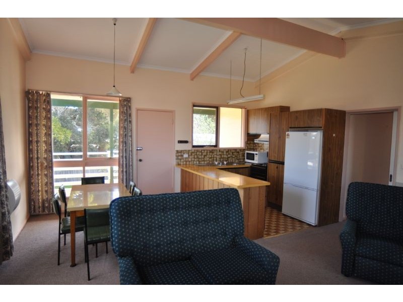 6 Usher Court, Inverloch VIC 3996