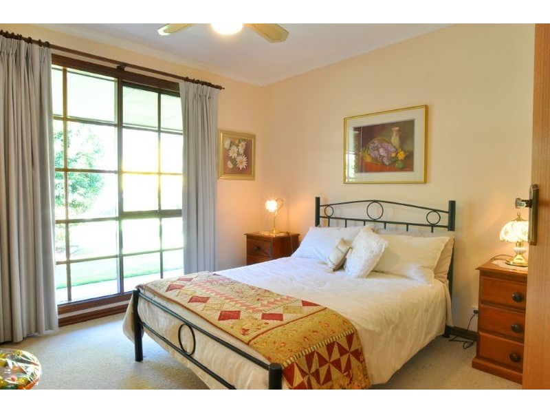 525 Anderson Rd, Inverloch VIC 3996