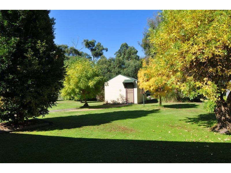 525 Anderson Rd, Inverloch VIC 3996
