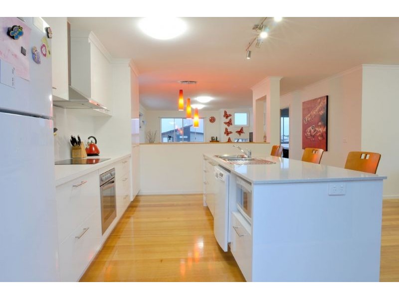 61 Tamara Crescent, Inverloch VIC 3996