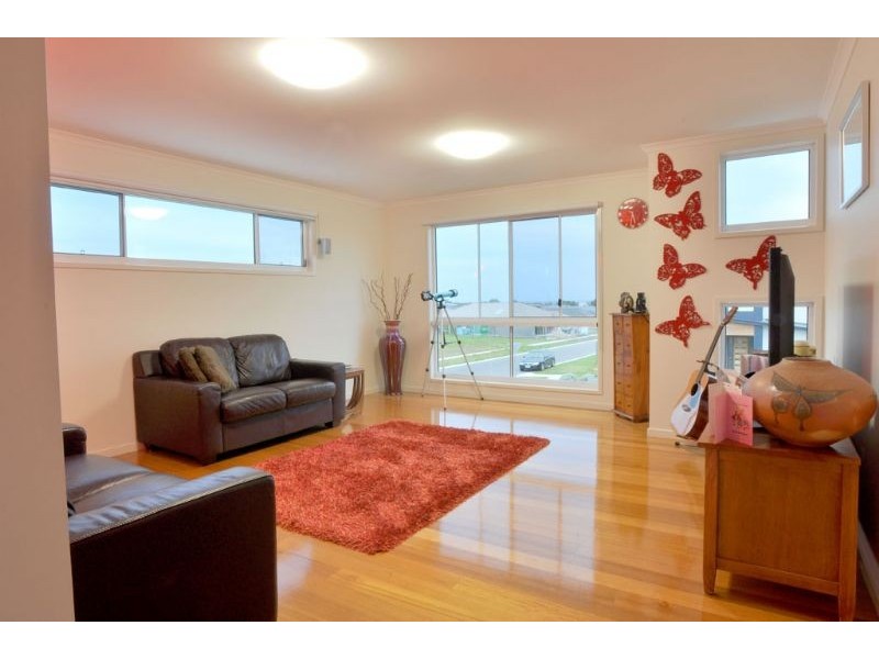 61 Tamara Crescent, Inverloch VIC 3996