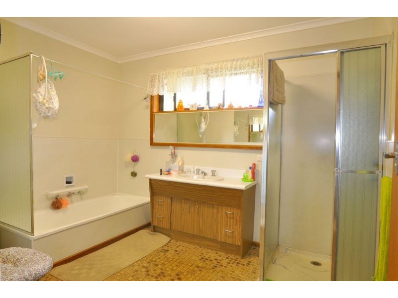 39 Florida Avenue, Inverloch VIC 3996