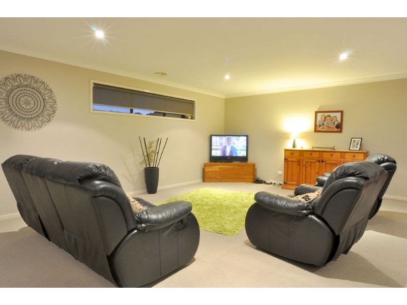 38 Tamara Crescent, Inverloch VIC 3996