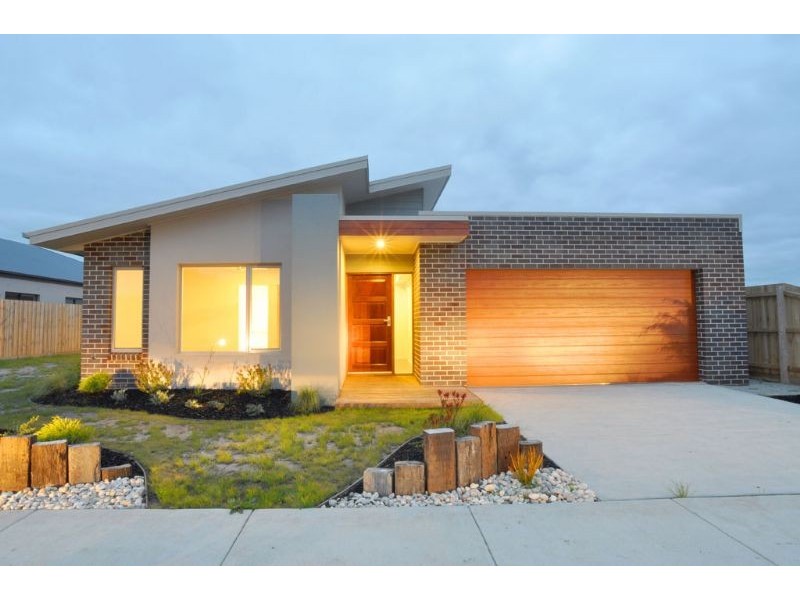 54 Meanderri Drive, Inverloch VIC 3996