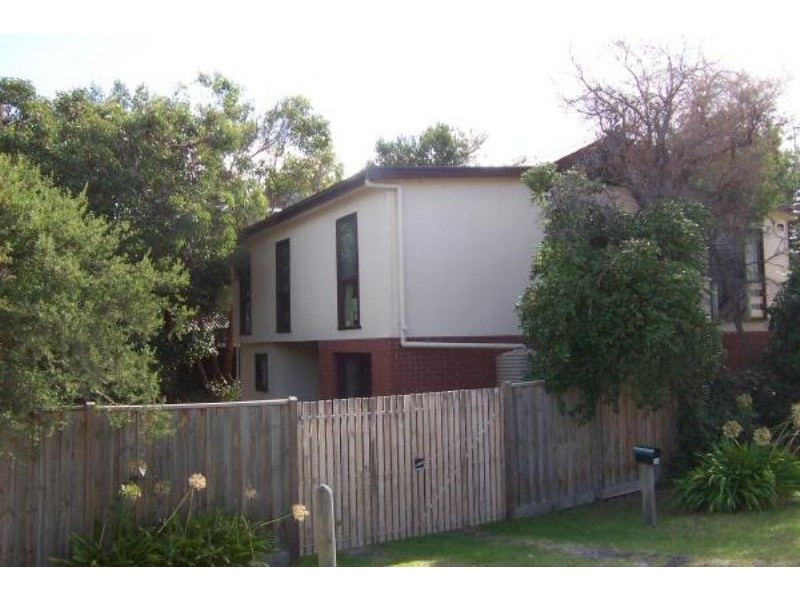 104 Surf Parade, Inverloch VIC 3996