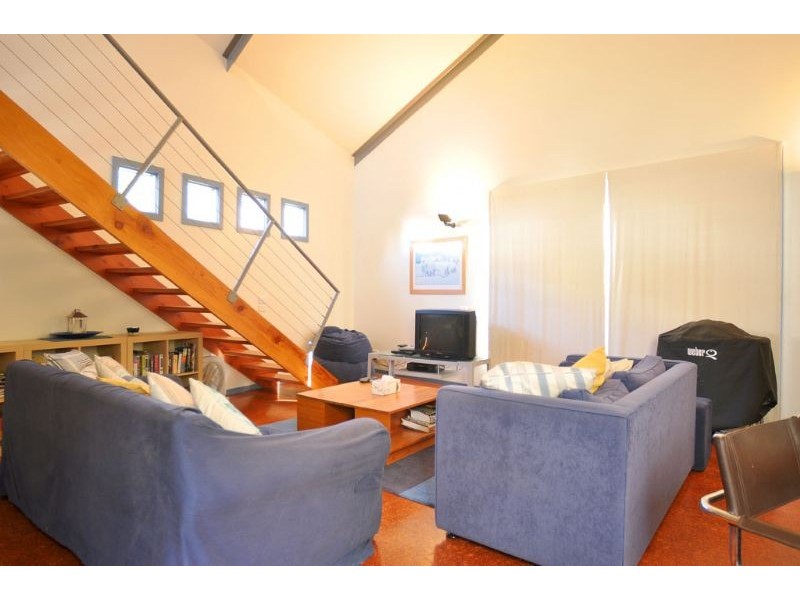 220 Surf Parade, Inverloch VIC 3996