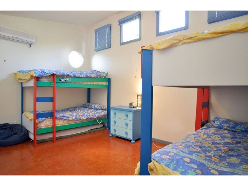 220 Surf Parade, Inverloch VIC 3996