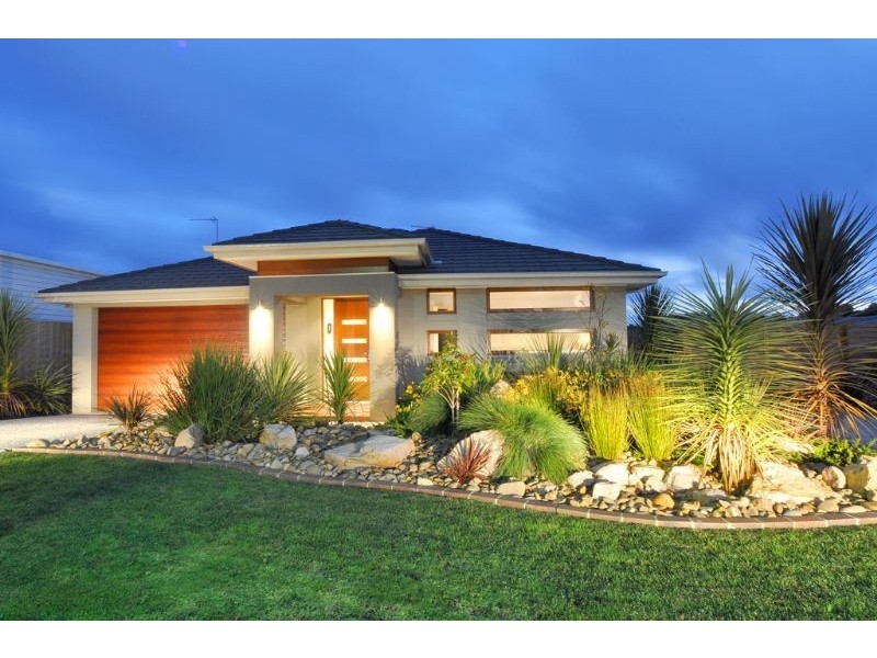 9 Diane Place, Inverloch VIC 3996