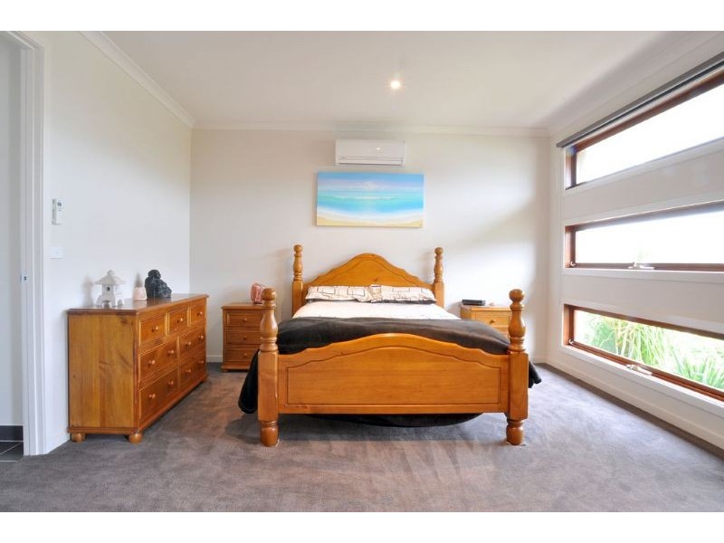 9 Diane Place, Inverloch VIC 3996