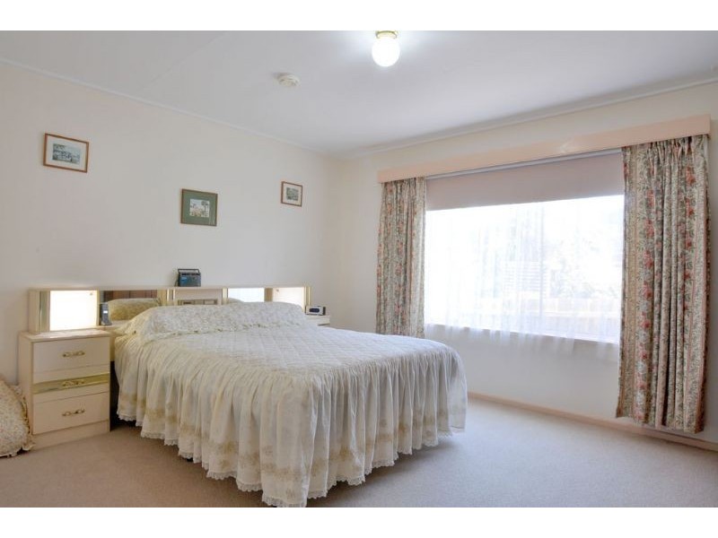 18 Darling Avenue, Inverloch VIC 3996