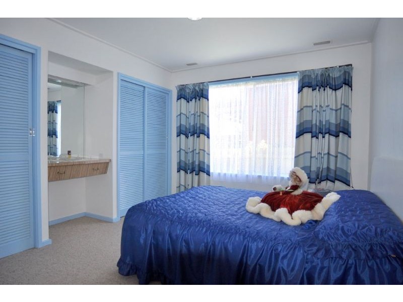 18 Darling Avenue, Inverloch VIC 3996