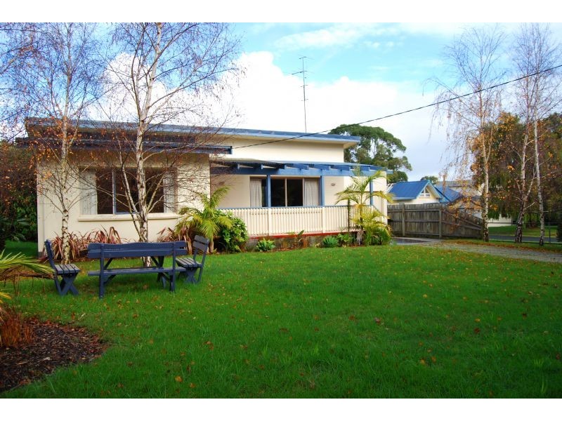 11 Halford Street, Inverloch VIC 3996