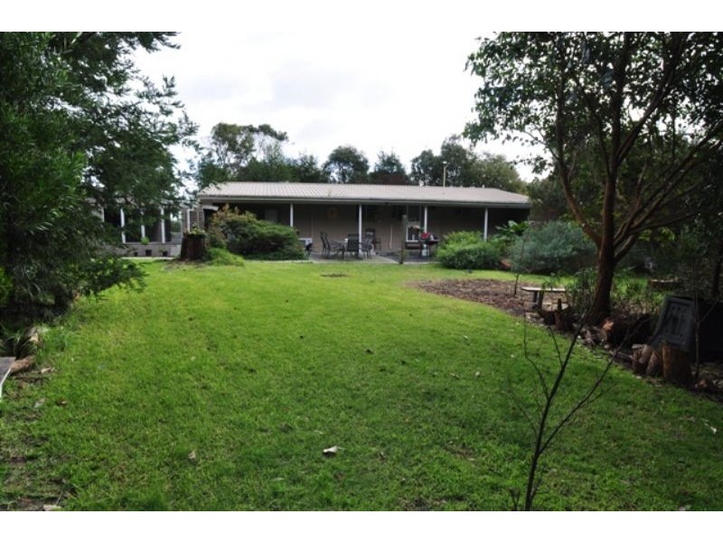 615 Inverloch-Kongwak Rd, Inverloch VIC 3996