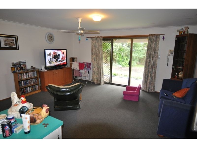 615 Inverloch-Kongwak Rd, Inverloch VIC 3996