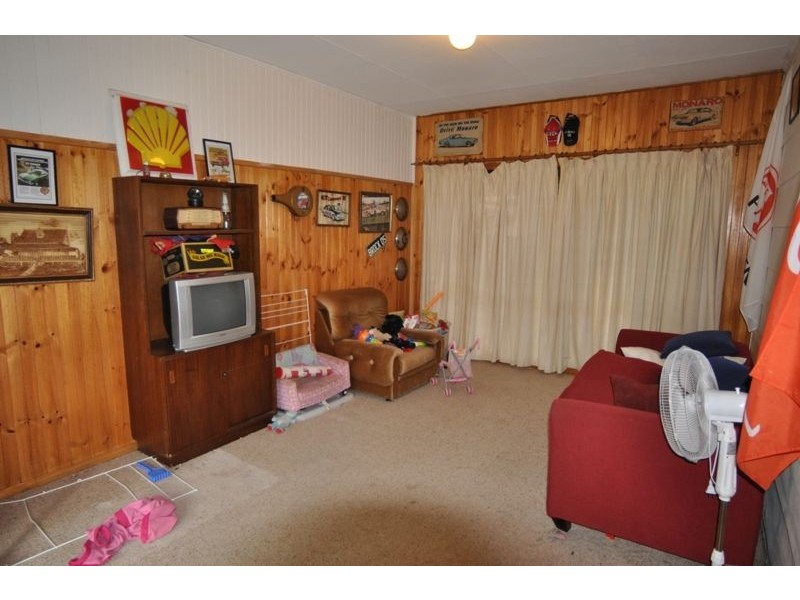 615 Inverloch-Kongwak Rd, Inverloch VIC 3996