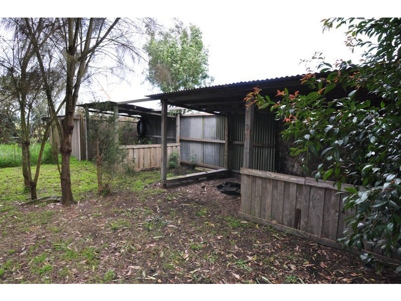 615 Inverloch-Kongwak Rd, Inverloch VIC 3996