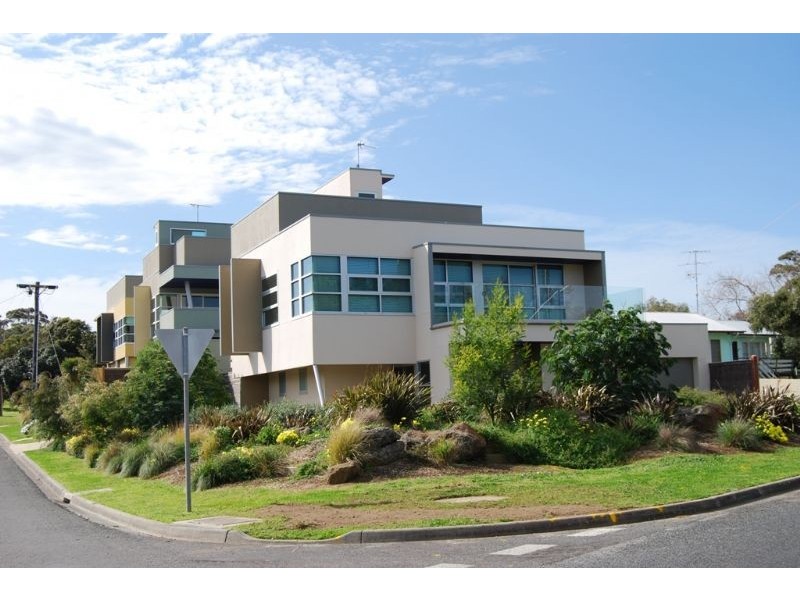 37 The Esplanade, Inverloch VIC 3996