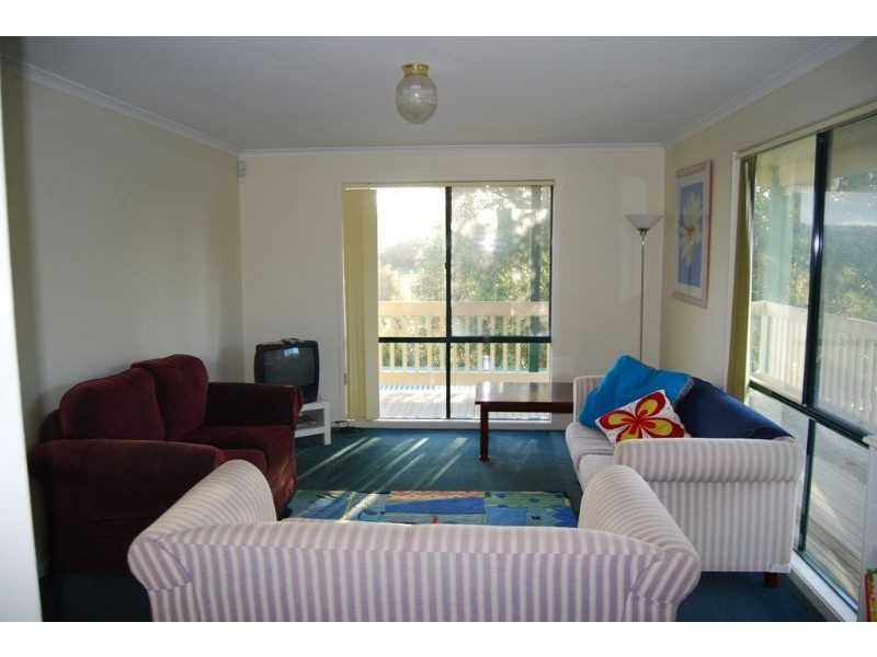 4 Tredwells Road, Inverloch VIC 3996