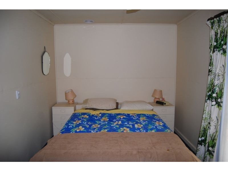 75 The Esplanade, Inverloch VIC 3996