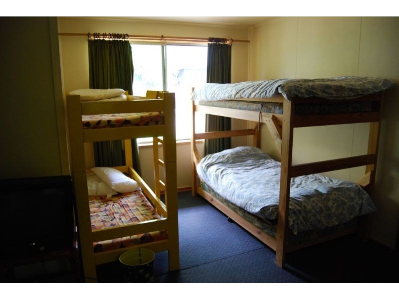 75 The Esplanade, Inverloch VIC 3996