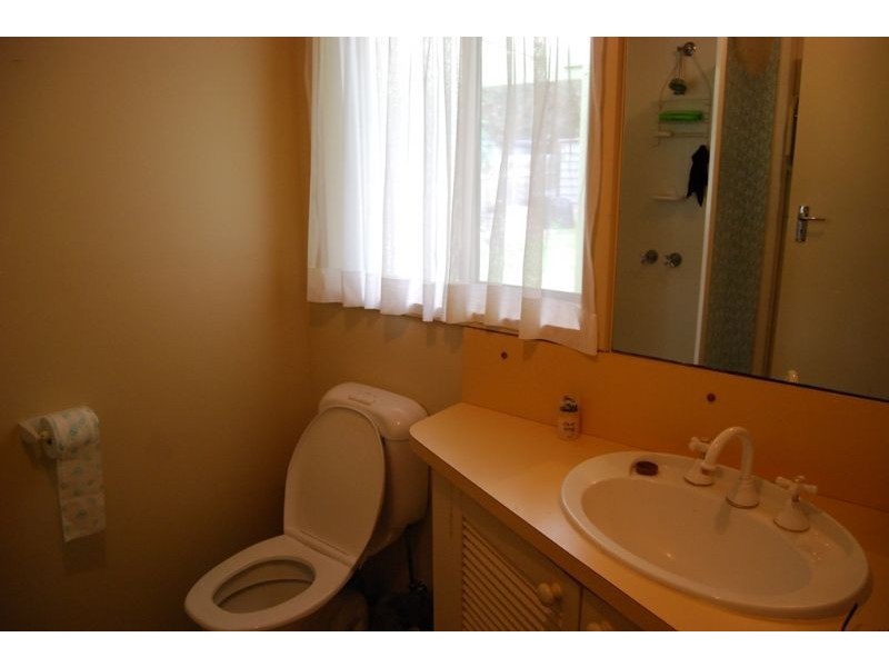 75 The Esplanade, Inverloch VIC 3996