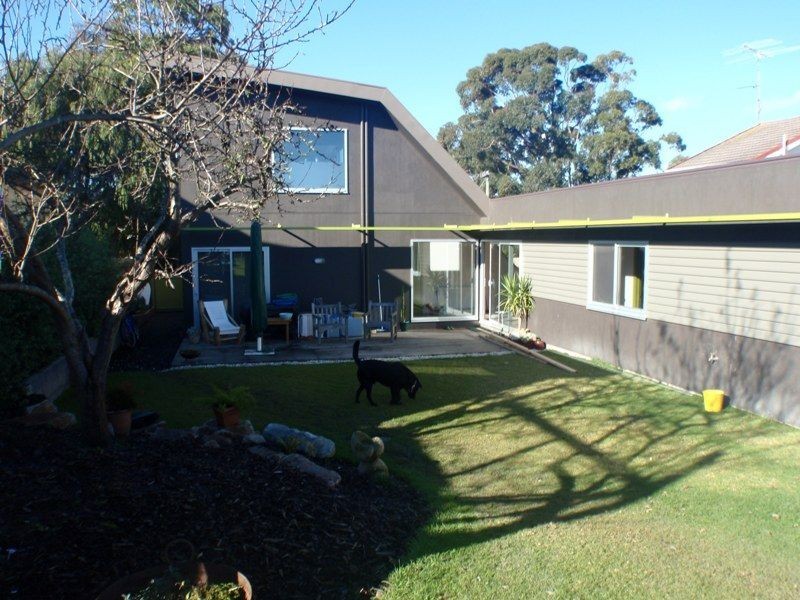 19 Grandview Grove, Inverloch VIC 3996