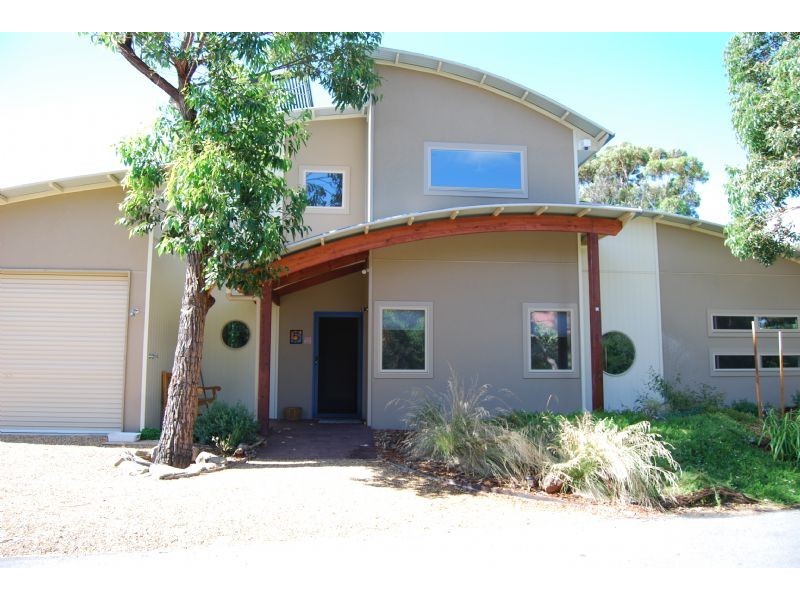 5/62 Surf Parade, Inverloch VIC 3996