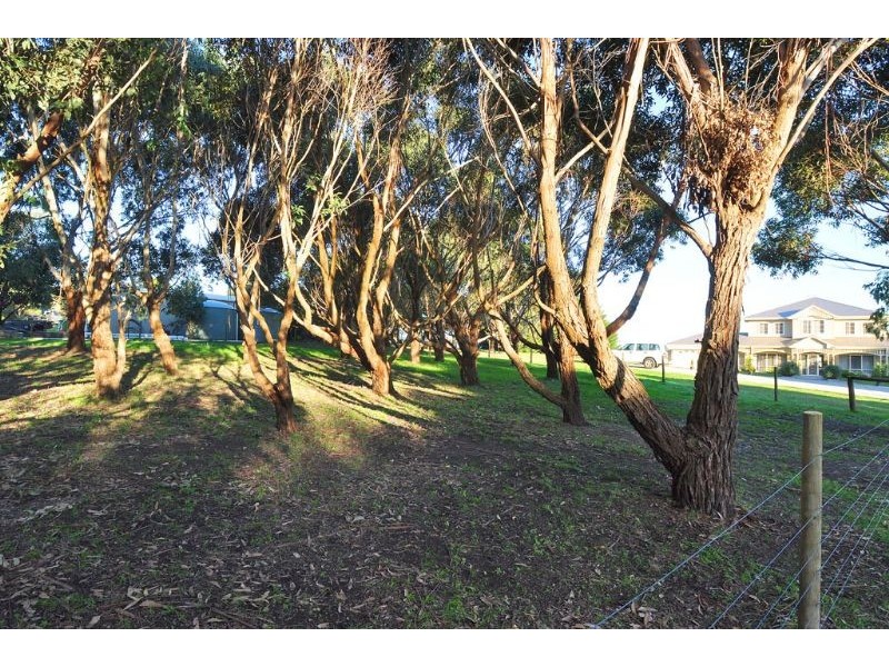 25 Townsend Bluff Road, Inverloch VIC 3996