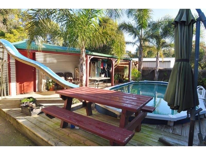 4 Hamilton St, Inverloch VIC 3996