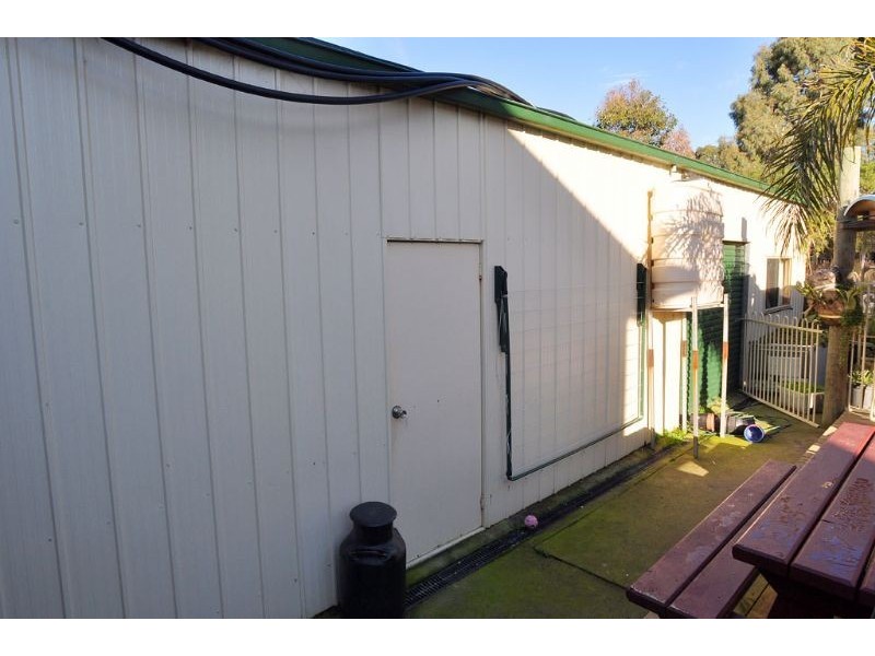 4 Hamilton St, Inverloch VIC 3996